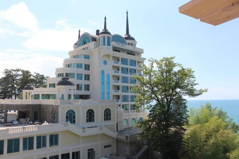 Гостиница CastelloMare в курортном местечке Цихисдзири, Грузия