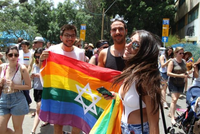 Гей-парад в Тель-Авиве собрал 200 тысяч участников
