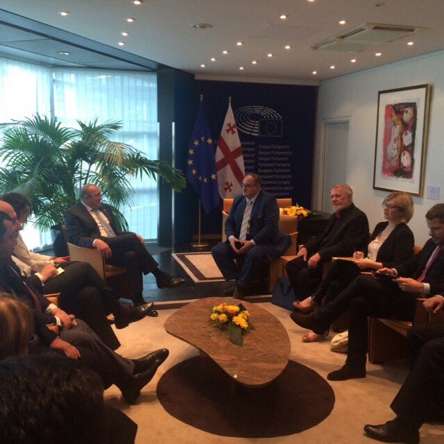 Встреча члена Европарламента Яцека Сариуш-Вольского и президента Грузии Георгия Маргвелашвили в Страсбурге