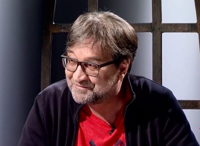 лидер группы ДДТ Юрий Шевчук