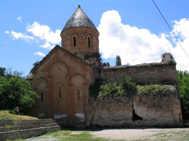Монастырский комплекс Ишхани