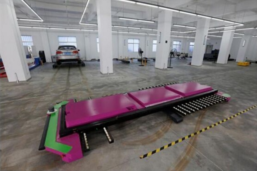 В Китае создали робота-парковщика