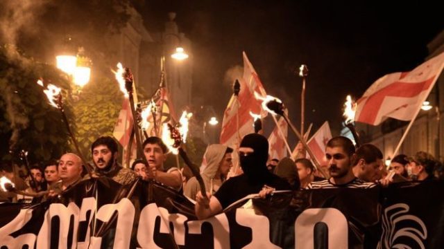 «Грузинская сила» провела несанкционированное шествие в центре Тбилиси