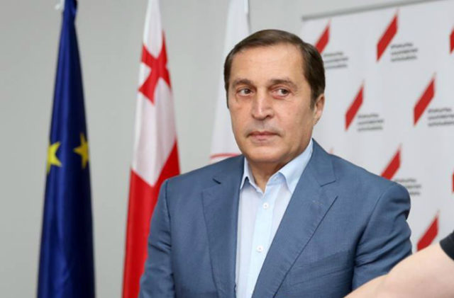 Паата Бурчуладзе требует публичных извинений от Бидзины Иванишвили