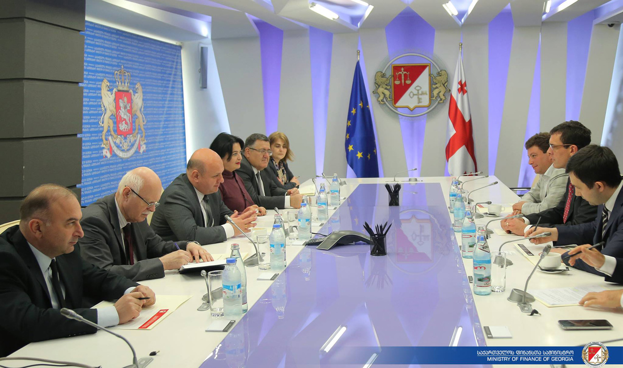 Канадское агентство по содействию экспорту построит в Телави , Батуми и Гори спортивные комплексы