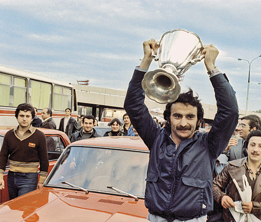 Легенда грузинского футбола Александр Чивадзе удостоен звания "Почетный гражданин Тбилиси"