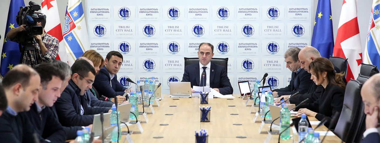 Мэр Тбилиси поручил городским службам подготовиться к зиме