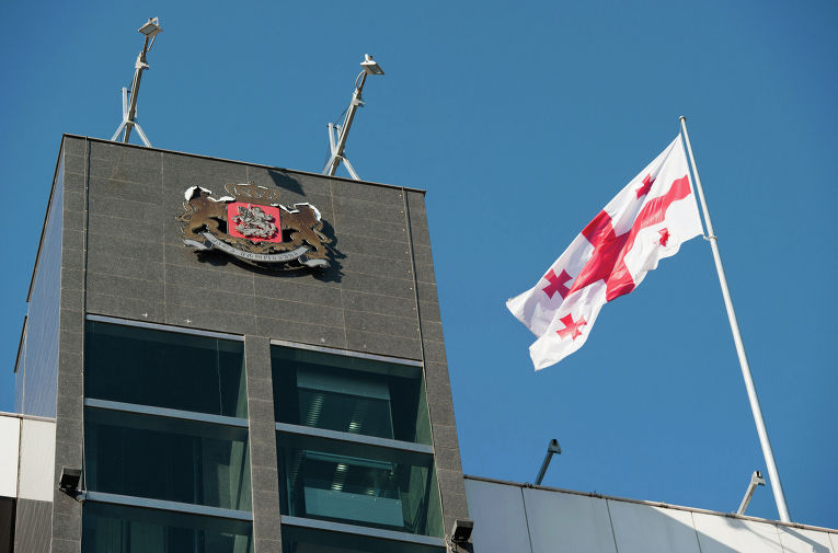 Министерства в Грузии решили сэкономить на сотрудниках