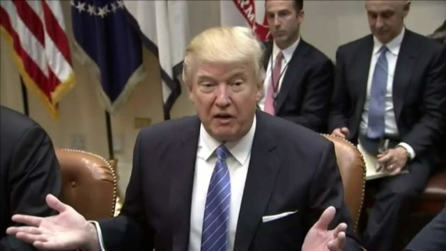 Трамп подписал указ о выходе из Транстихоокеанского партнерства