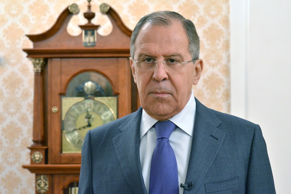 Россия не намерена отменять визовый режим для граждан Грузии - Лавров