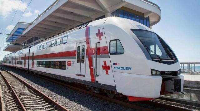 Два двухэтажных поезда модели Stadler Kiss начнут курсировать в Грузии этим летом