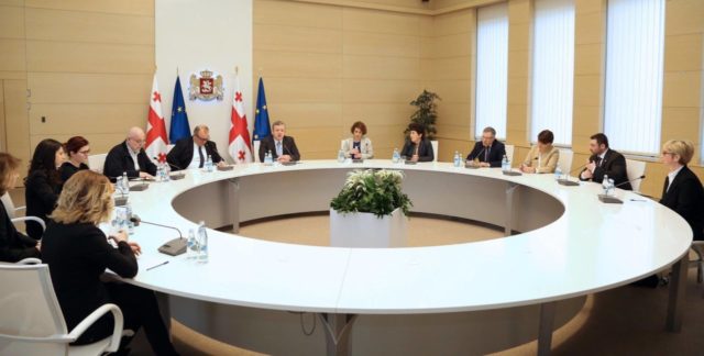 Премьер-министр Грузии предложил создать институт медиа-омбудсмена