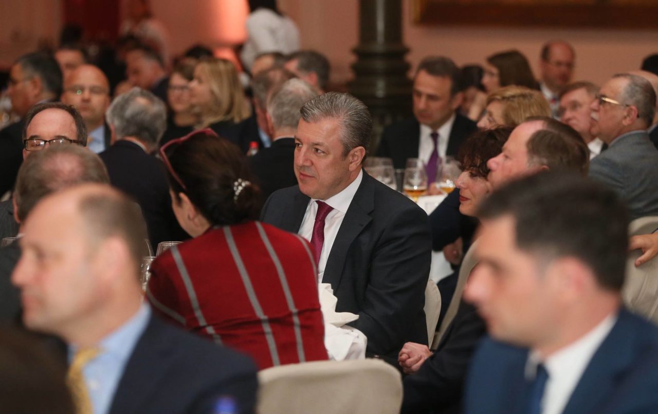 После официальных встреч в Брюсселе прошел торжественный прием в честь получения Грузией безвизового режима.