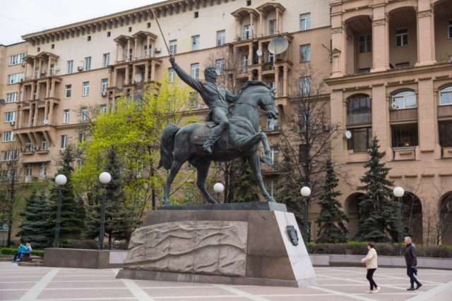 "Пешком... Москва грузинская" - видеоматериал канала Культура