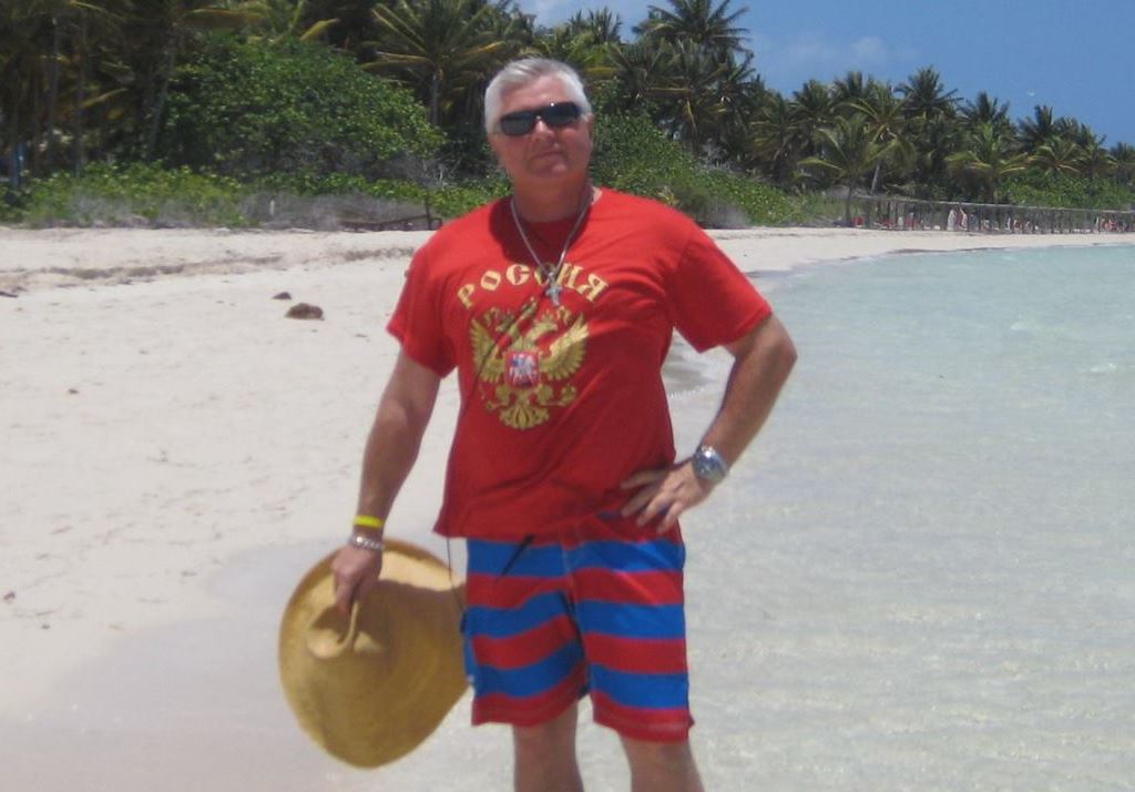 В Канаде полицейский застрелил напавшего на него с ножом россиянина