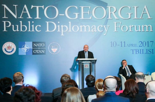 Грузия должна использовать русский язык для распространения правды в регионе