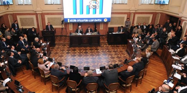 Мэр Тбилиси отчитался перед сакребуло о проделанной работе за 2016 год