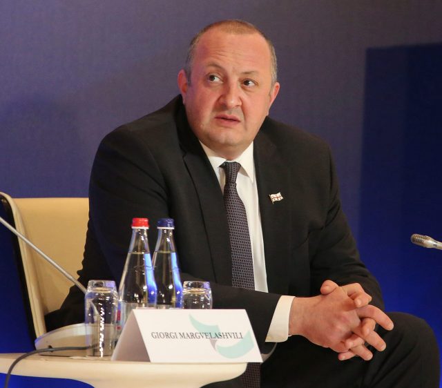 Президент Грузии озвучил время проведения выборов в органы местного самоуправления