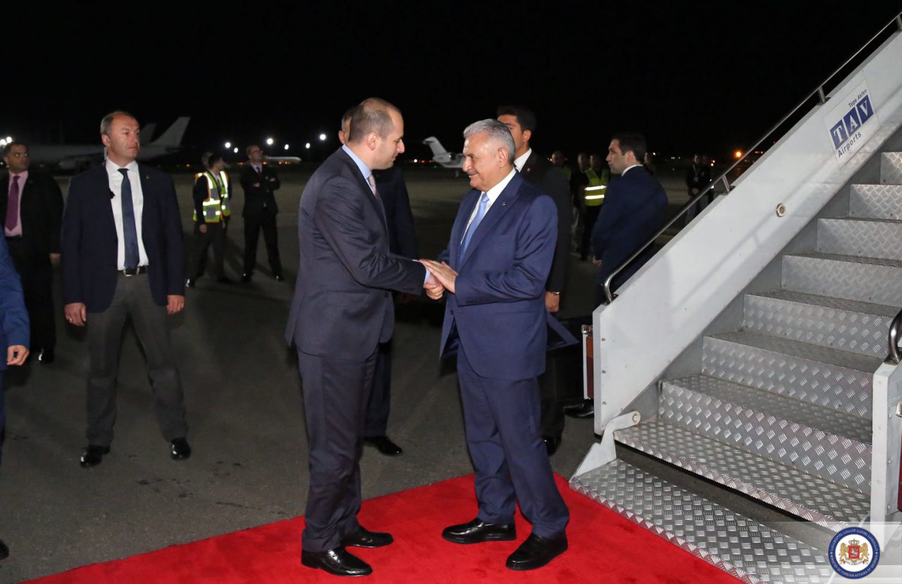 В Тбилиси с официальным визитом находится премьер-министр Турции Бинали Йылдырым
