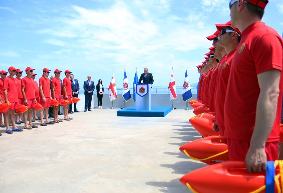 МВД Грузии официально объявлен морской курортный сезон