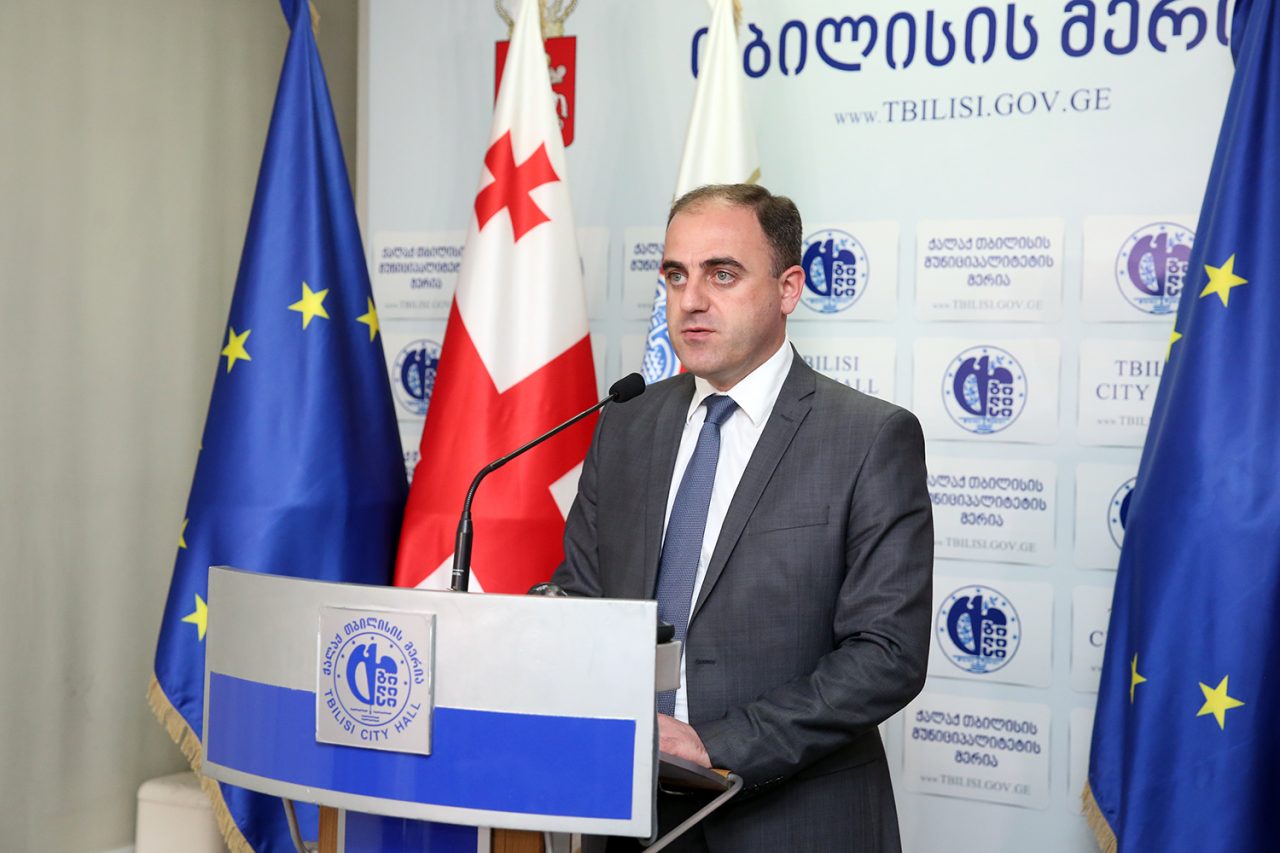 Мэр Тбилиси: с кладбищами проблем не будет