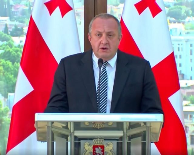 Президент Грузии наложил вето на поправки в закон "О самоуправлении"