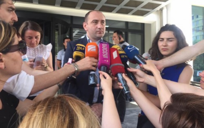 Заместитель мэра Тбилиси встретился с предпринимателями рынка Элиава