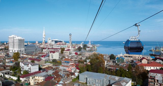 Канатная дорога "Арго" в Батуми наградила своего миллионного посетителя