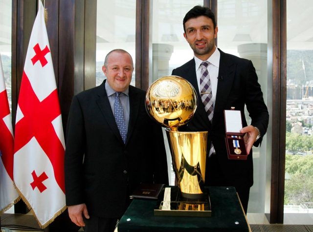 Президент Грузии наградил Зазу Пачулия орденом Чести