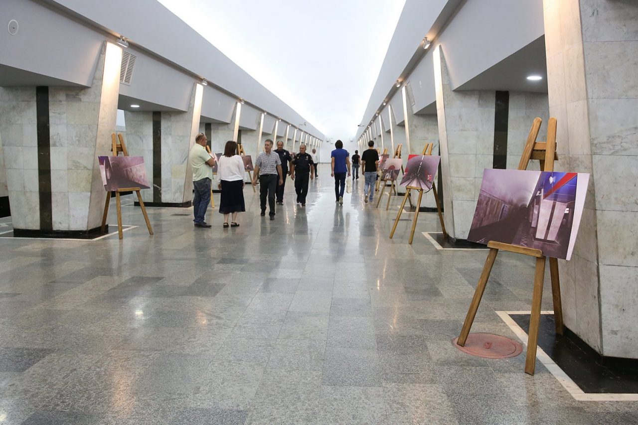 В Тбилиси реконструировали станцию метро"Театр Ахметели"