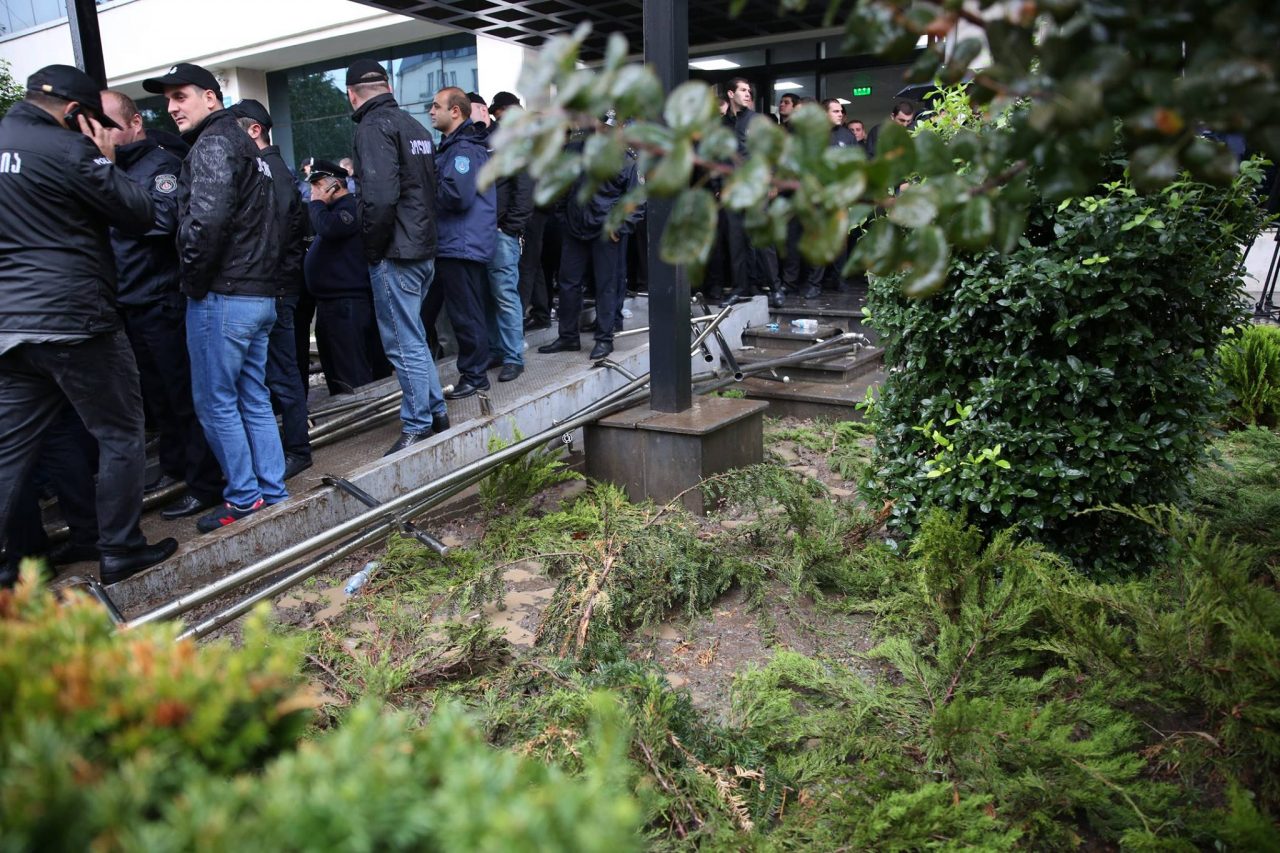 Мэрия Тбилиси сообщила об ущербе причиненном в ходе вчерашней акции