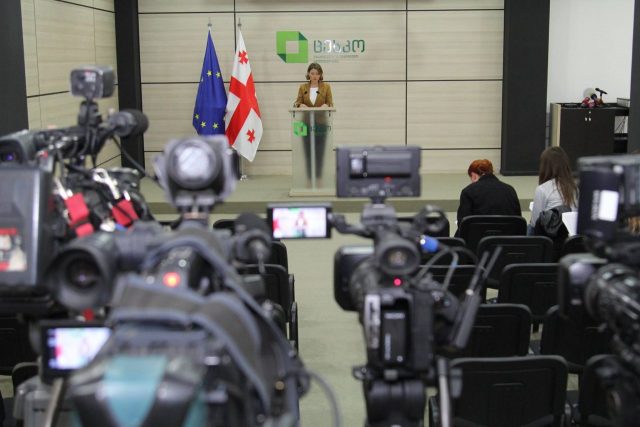 Второй тур выборов президента Грузии предположительно пройдет 28 ноября