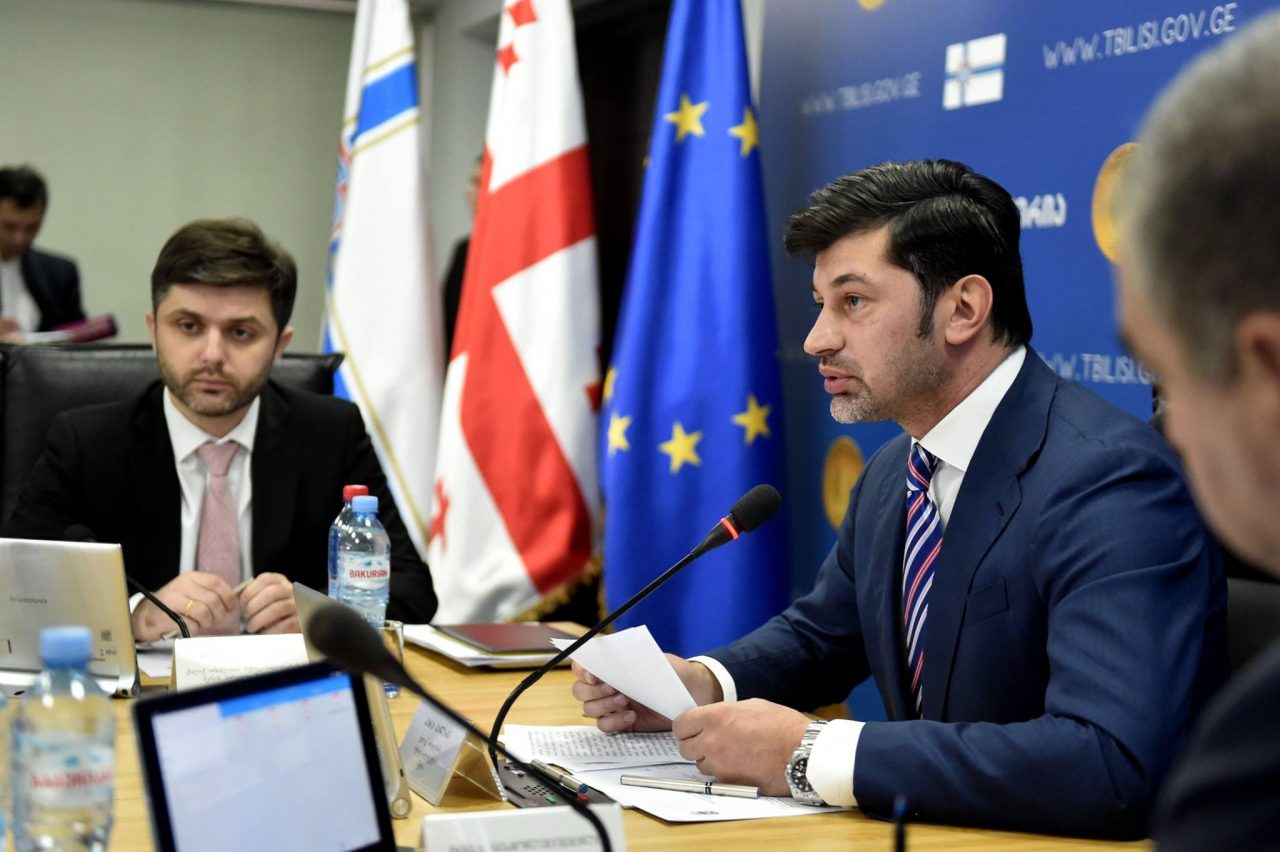 Каха Каладзе сменил руководителей служб мэрии Тбилиси