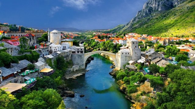 Босния и Герцеговина отменила визой режим для граждан Грузии