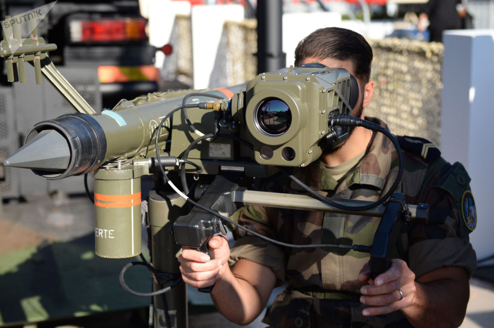 Франция поставит Грузии переносные зенитно-ракетные комплексы "Мистраль"