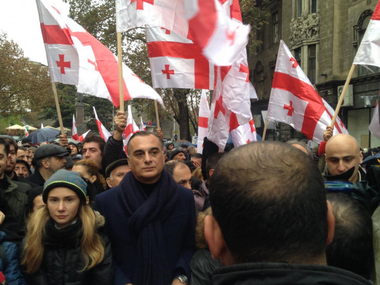 В Тбилиси "Единое национальное движение" провело "манифестацию чести"