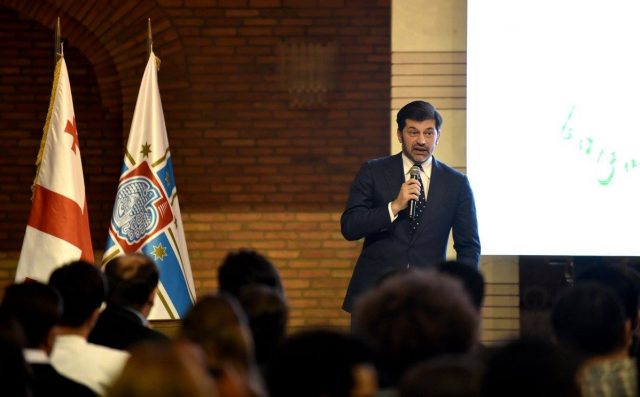 Мэрия Тбилиси разрабатывает проект "Твоя идея мэру города"