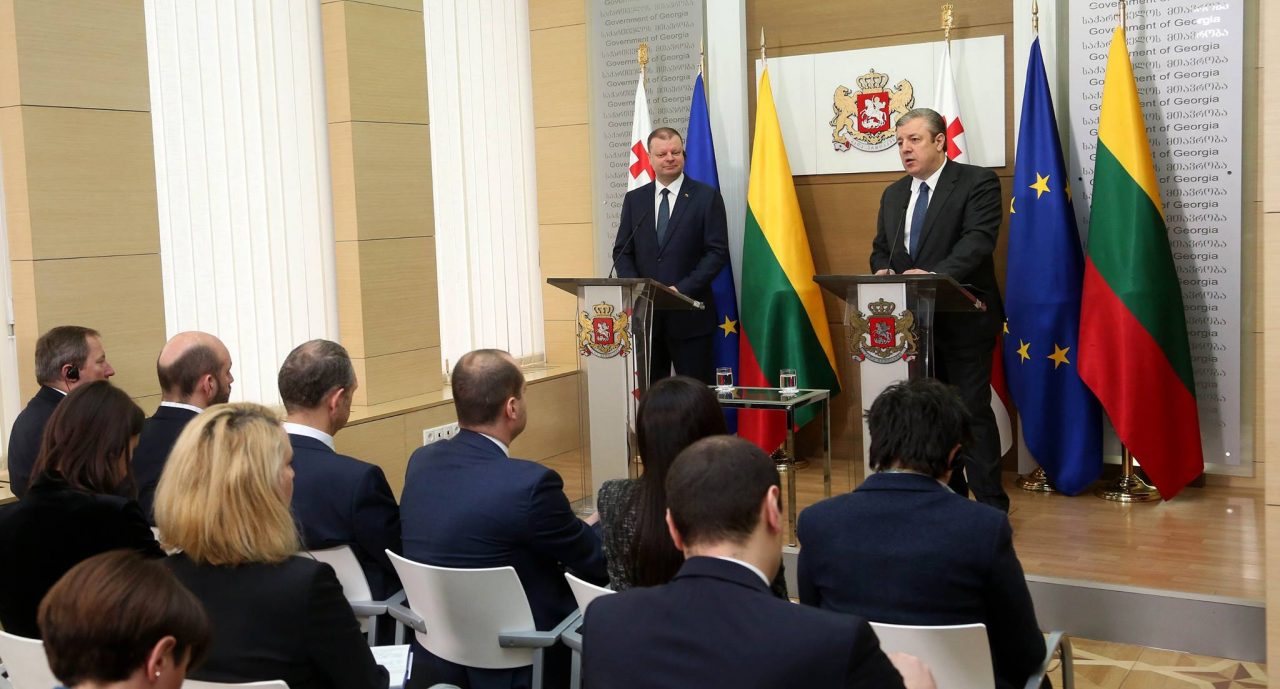 Саулюс Сквернялис осудил ползучую аннексию России в Грузии