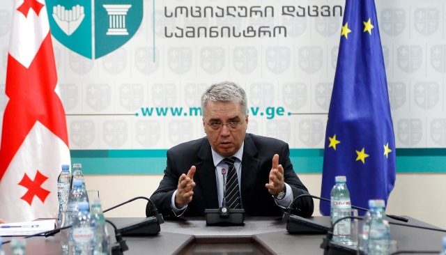 Министр здравоохранения Грузии предупреждает