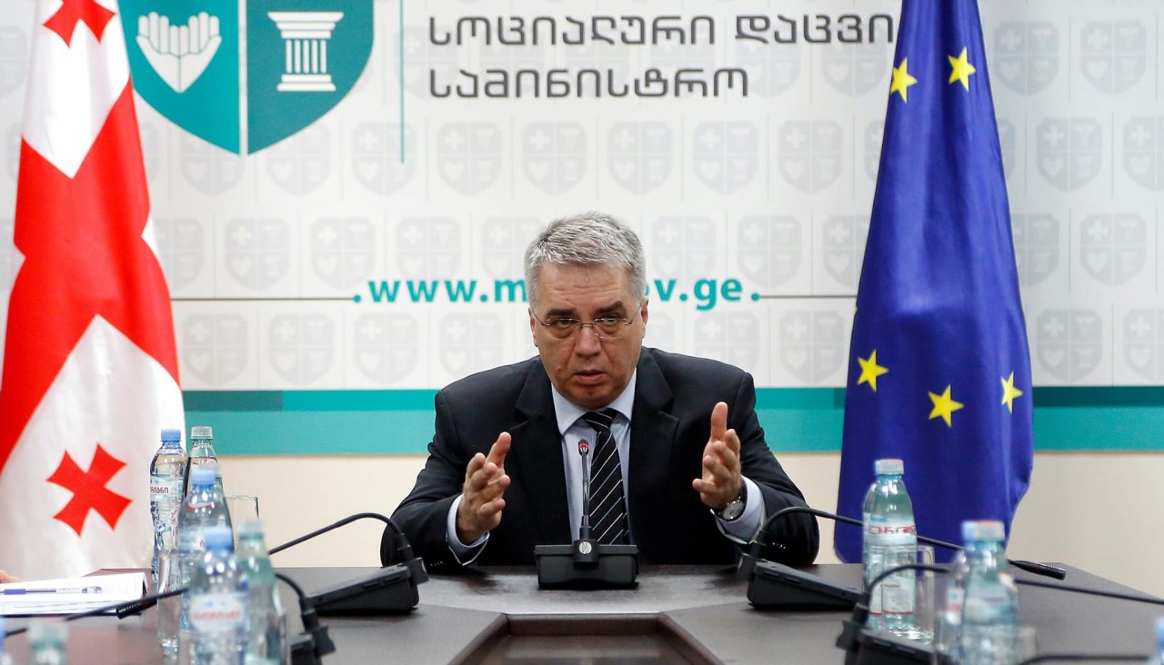 Министр здравоохранения Грузии предупреждает