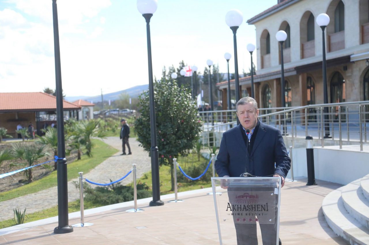 Премьер-министр Грузии: Кахетии нужен собственный аэропорт и железная дорога