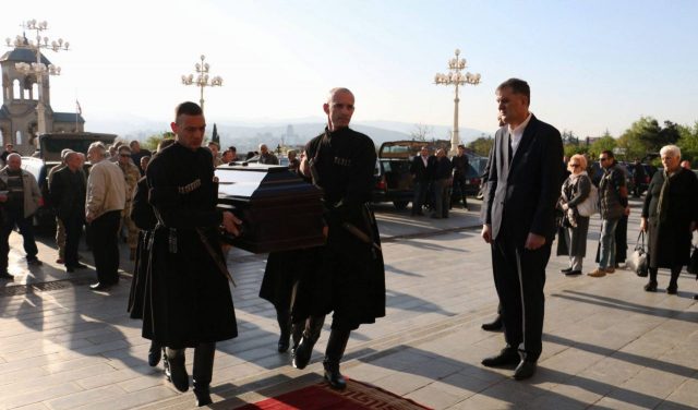 6 апреля в Тбилиси на братском кладбище состоится церемония похорон погибших в ходе боевых действий в Абхазии