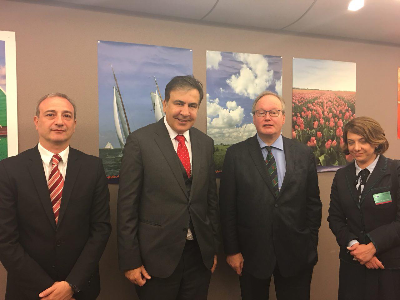 Саакашвили начал встречи с депутатами Европарламента