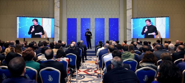 Мэр Тбилиси представил проект развития «Ночной экономики Тбилиси»