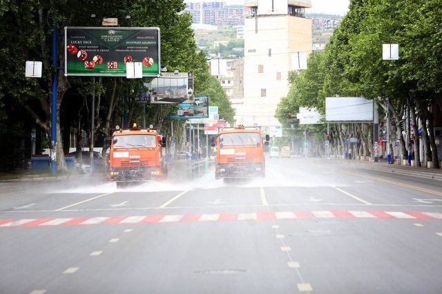 В Тбилиси начались плановые работы по очистке дорог