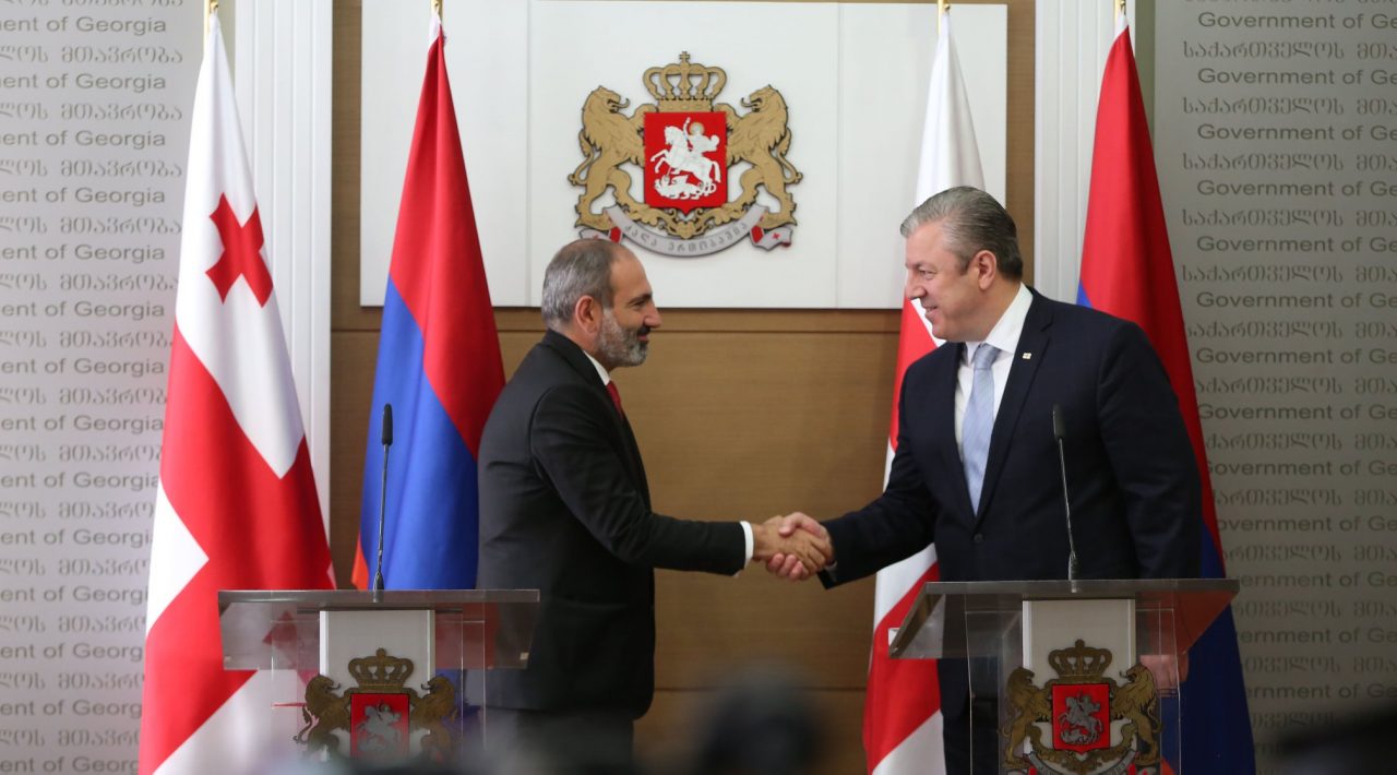 Георгий Квирикашвили считает визит Никола Пашиняна символическим