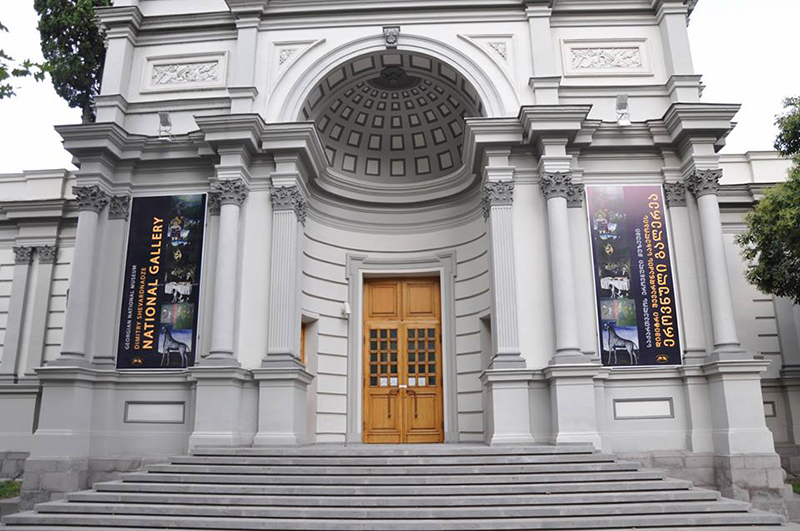 Выставки посвящены 100-летию Демократической республики Грузия.