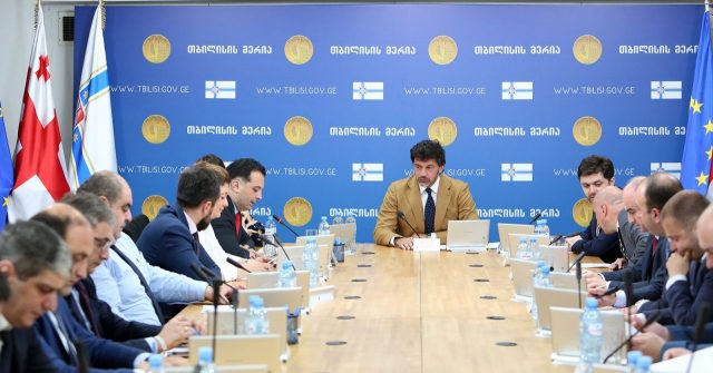 Мэр Тбилиси поручил зафиксировать все факты повреждения фасадов на недавно отреставрированных зданиях