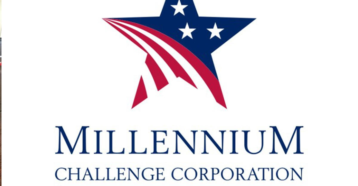 США выделили Грузии грант в $ 140 млн на образование