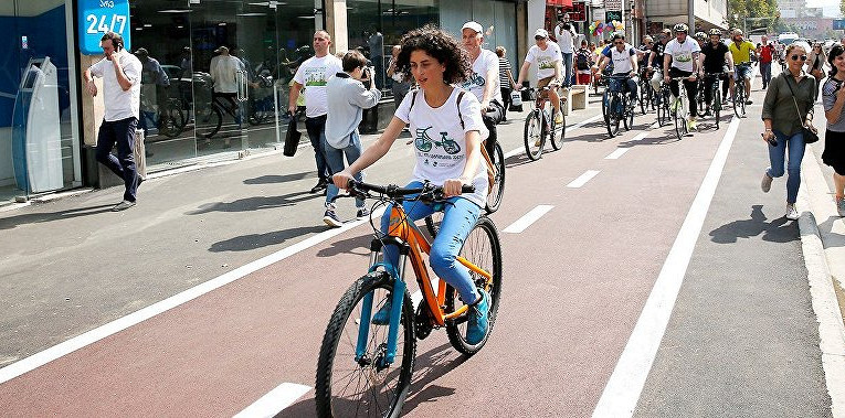 Мэрия Тбилиси планирует обустройство велосипедной дорожки на проспекте Чавчавадзе
